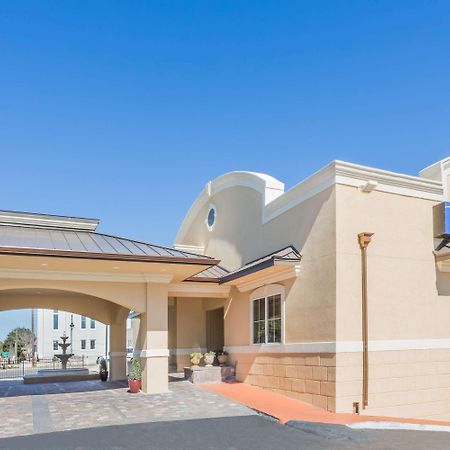 Days Inn By Wyndham Pensacola - Historic Downtown Esterno foto
