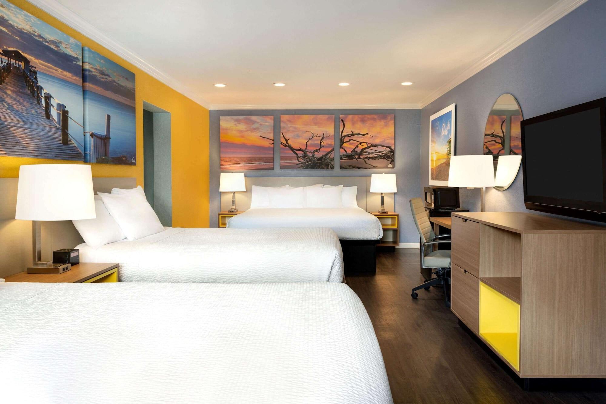 Days Inn By Wyndham Pensacola - Historic Downtown Esterno foto