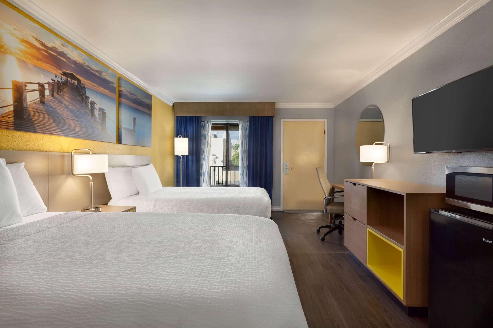 Days Inn By Wyndham Pensacola - Historic Downtown Esterno foto