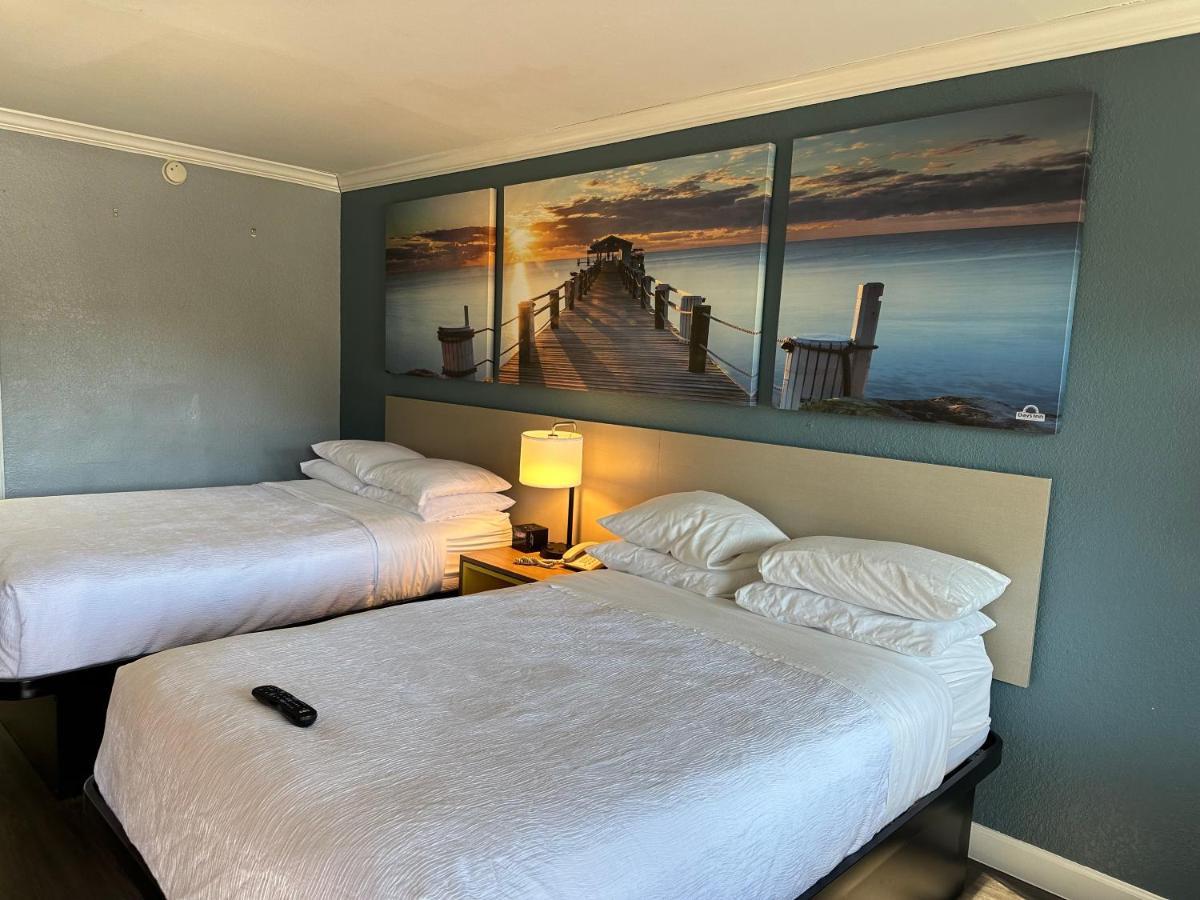 Days Inn By Wyndham Pensacola - Historic Downtown Esterno foto