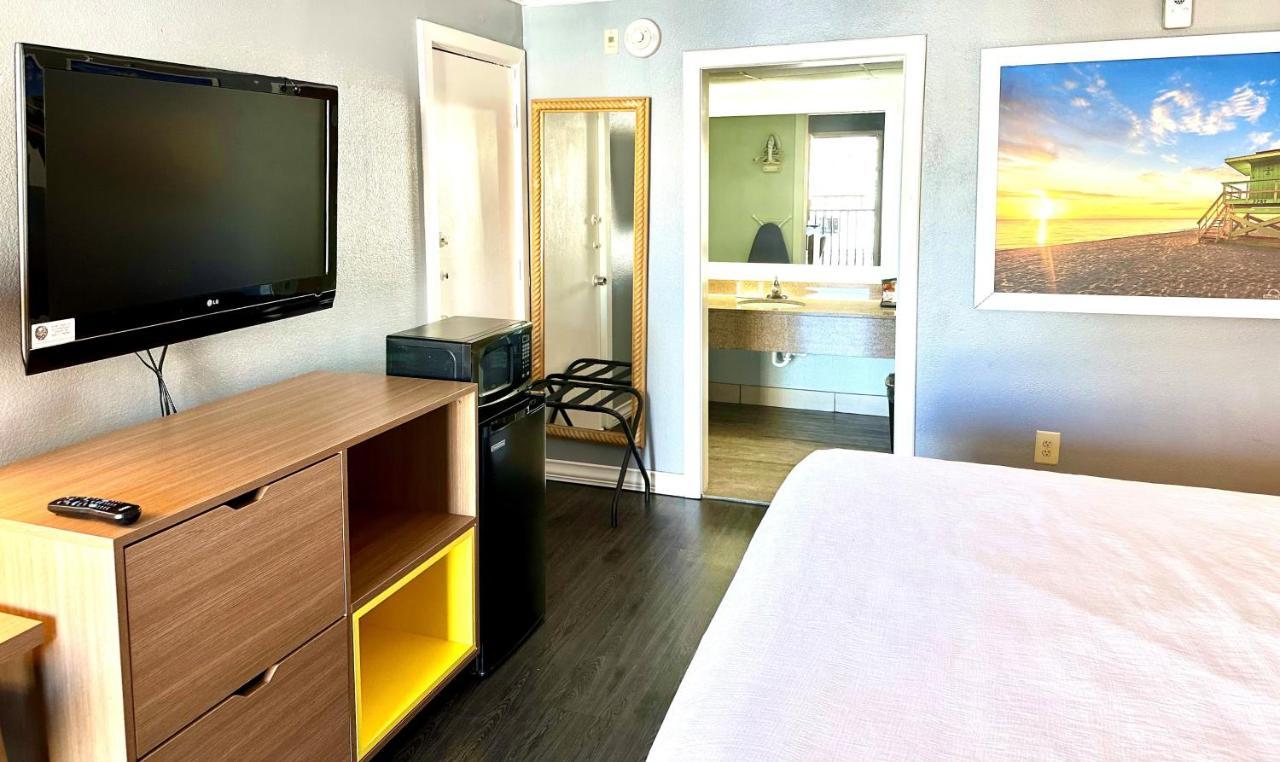 Days Inn By Wyndham Pensacola - Historic Downtown Esterno foto