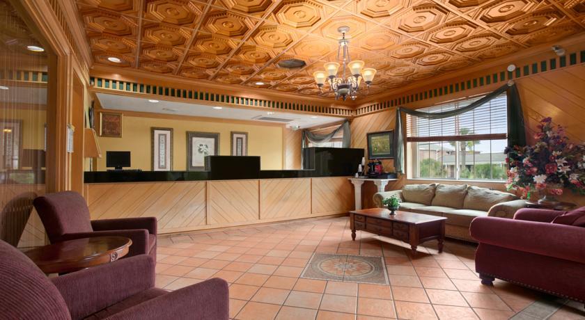 Days Inn By Wyndham Pensacola - Historic Downtown Esterno foto