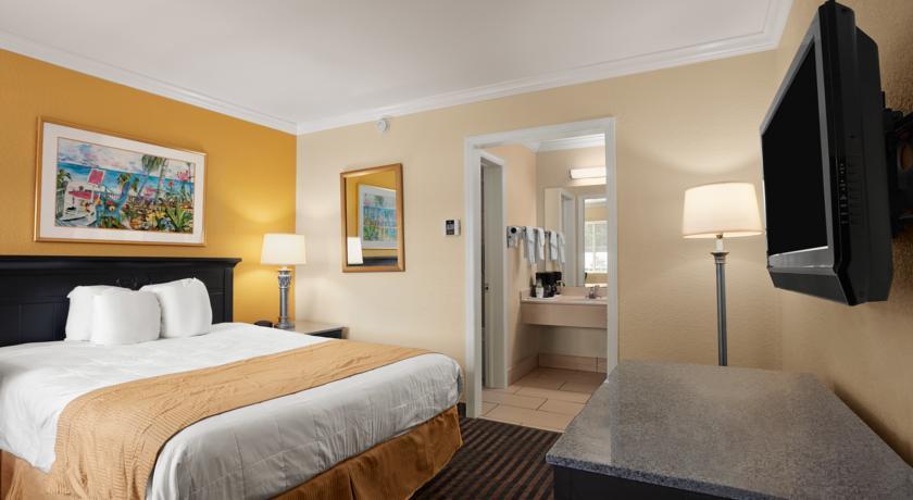 Days Inn By Wyndham Pensacola - Historic Downtown Esterno foto